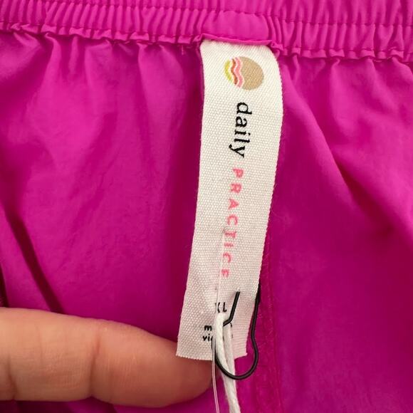 Anthropologie XL Daily Practice Base Jump Parachute Cargo Pants in Disco Magenta - Picture 9 of 14